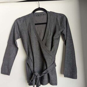 Zara Wrap Kit Grey Sweater Size M